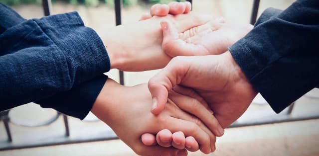 Dobro ogółu czy dobro jednostki – kontrowersje i przykłady w rozprawce Dobro ogółu czy dobro jednostki – kontrowersje i przykłady w rozprawce